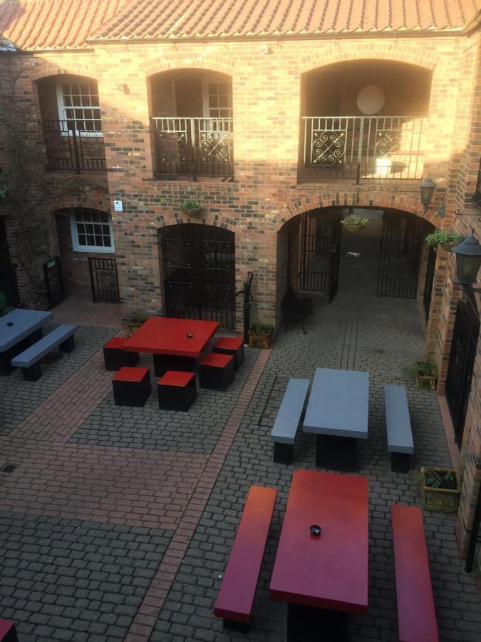 The Exchange Coach House Inn 布里格 外观 照片