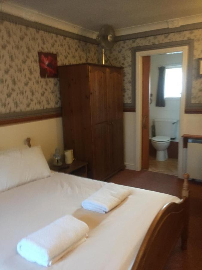 The Exchange Coach House Inn 布里格 外观 照片